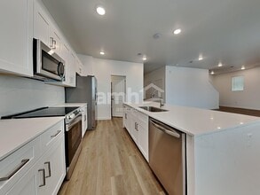 9723 W Parkway Dr in Tolleson, AZ - Foto de edificio - Building Photo