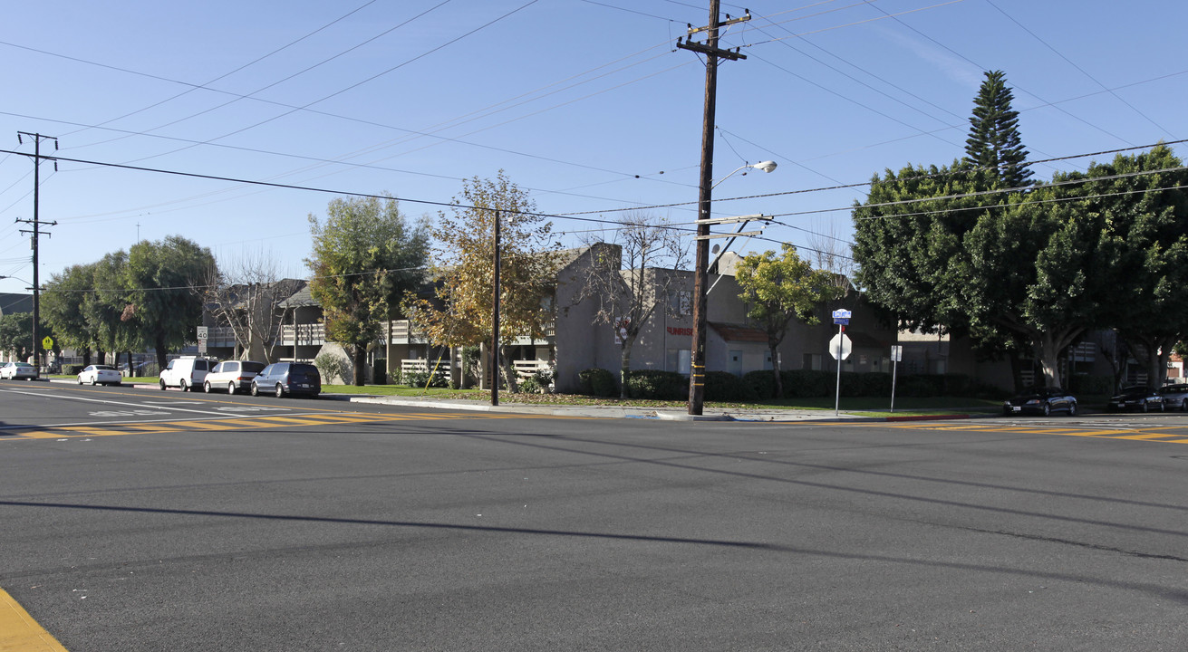 Sunrise Apartment Homes in Buena Park, CA - Building Photo