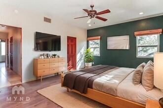 5727 N PSO Ventoso in Tucson, AZ - Foto de edificio - Building Photo