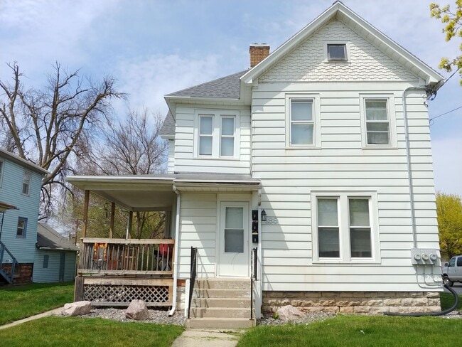 property at 189 E Merrill Ave