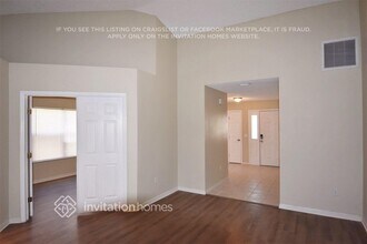 653 Middlebury Loop in New Smyrna Beach, FL - Foto de edificio - Building Photo