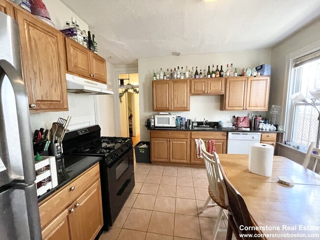 55 Calumet St, Unit 1 in Boston, MA - Building Photo - Building Photo