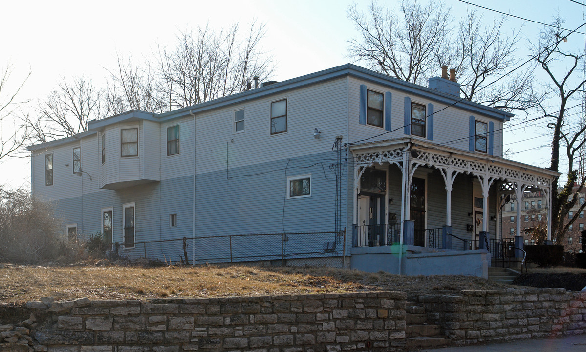 2636 Park Ave in Cincinnati, OH - Building Photo