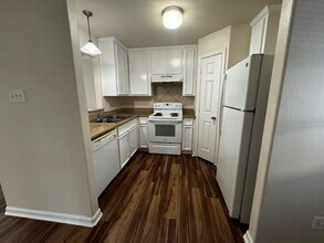 24595 Gilbert Dr in Porter, TX - Building Photo - Building Photo