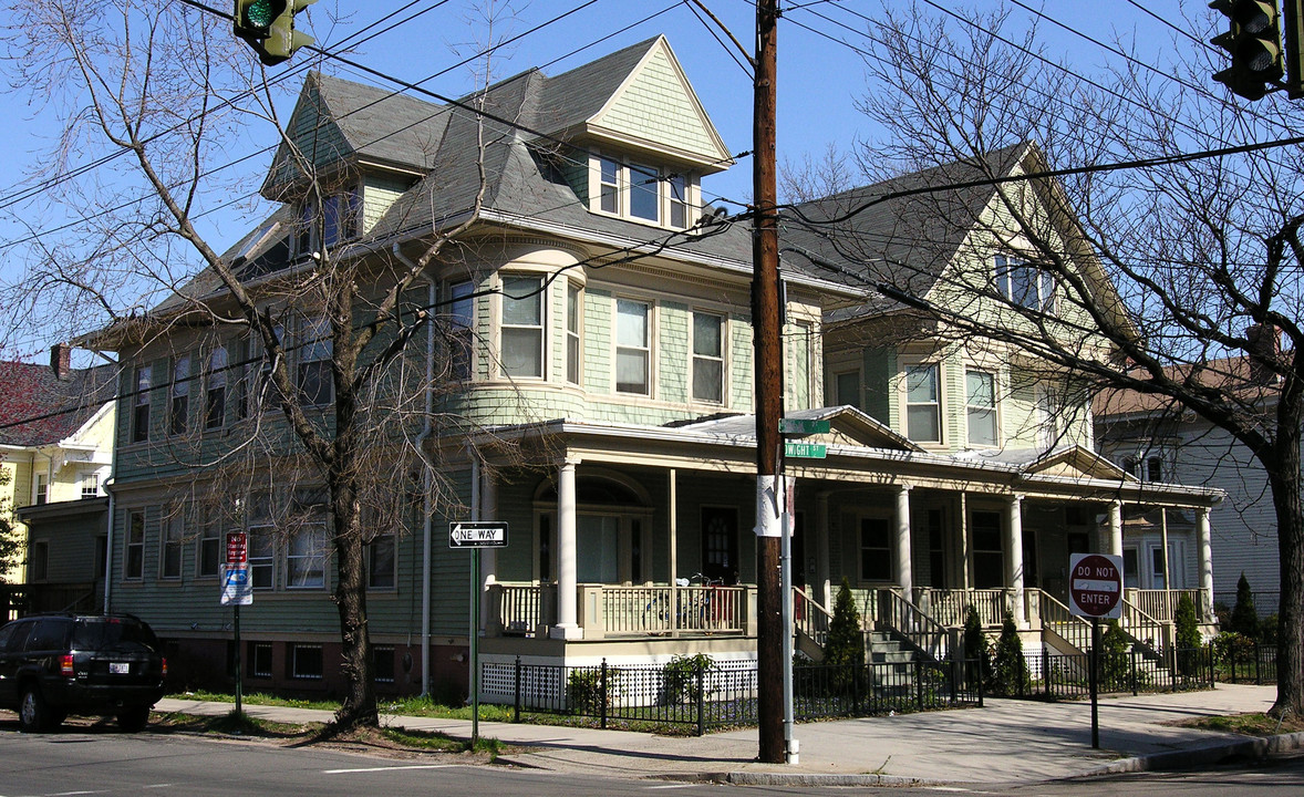 260 Dwight St in New Haven, CT - Building Photo