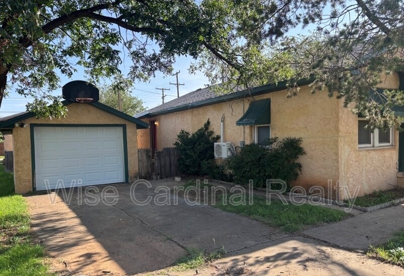 6302 24th St in Lubbock, TX - Building Photo