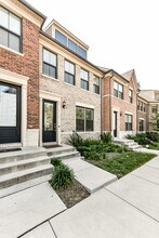 3735 Powell Ln in Falls Church, VA - Building Photo - Building Photo