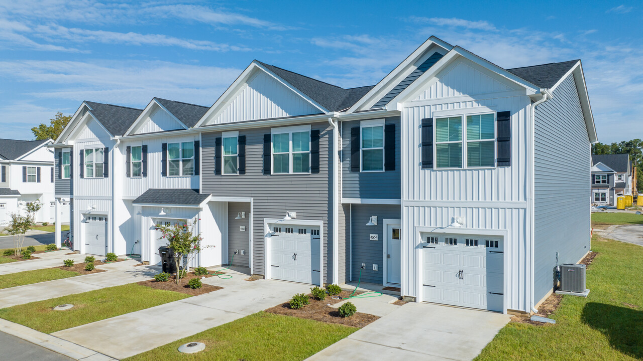 Beckington in Leland, NC - Foto de edificio