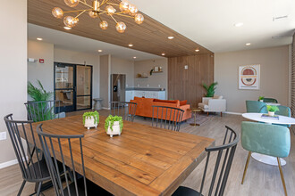 The Haven on Veterans in Fargo, ND - Building Photo - Interior Photo