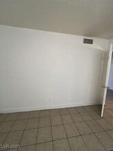 505 N Decatur Blvd in Las Vegas, NV - Building Photo - Building Photo