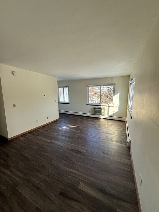 3609 Grand Ave S in Minneapolis, MN - Building Photo