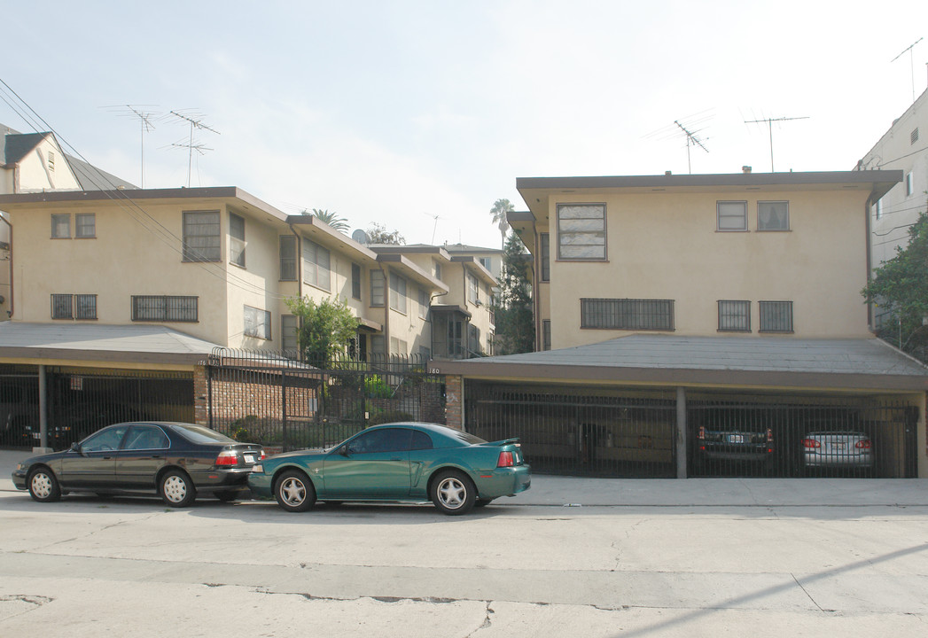 176-180 S Mountain View Ave in Los Angeles, CA - Foto de edificio