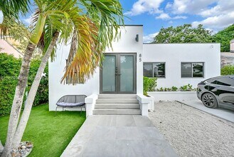 85 NW 47th St in Miami, FL - Building Photo - Building Photo