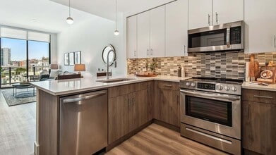 Griffis West Palm in West Palm Beach, FL - Building Photo - Building Photo