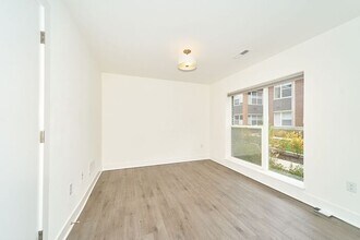 727 Perth Ln in Indianapolis, IN - Building Photo - Building Photo
