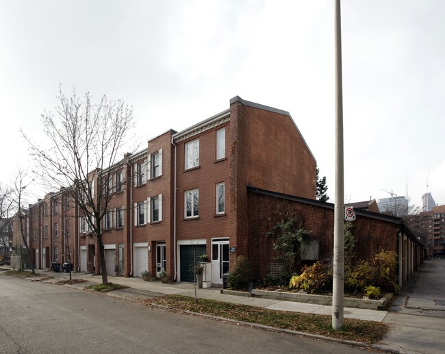 St. Lawrence Townhouses 2 in Toronto, ON - Building Photo - Building Photo