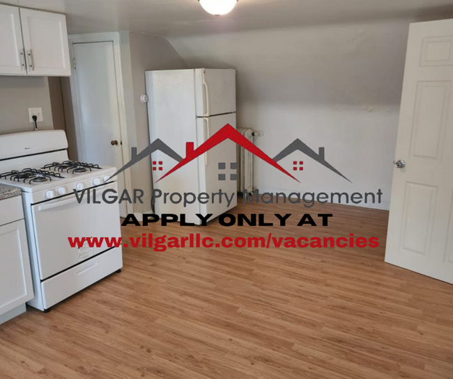 1044 Polk St-Unit -Top in Gary, IN - Building Photo - Building Photo