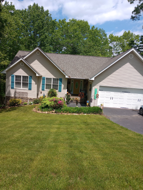 property at 106 Brookwoods Ln