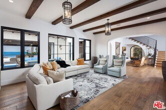 10 Sea Glass in Newport Beach, CA - Foto de edificio - Building Photo