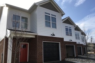 Fairview Gables in Bowling Green, KY - Building Photo - Building Photo