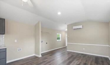 16672 Gabriel Way in Athens, AL - Foto de edificio - Building Photo