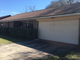 7906 Dwyer Dr in Jacksonville, FL - Building Photo