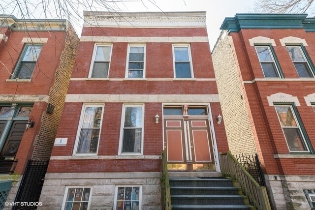 1939 W Thomas St in Chicago, IL - Building Photo