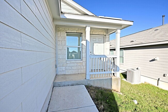 5115 Schaeffer Rdg in Converse, TX - Building Photo - Building Photo