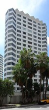 Tower 3 in Miami, FL - Foto de edificio - Building Photo