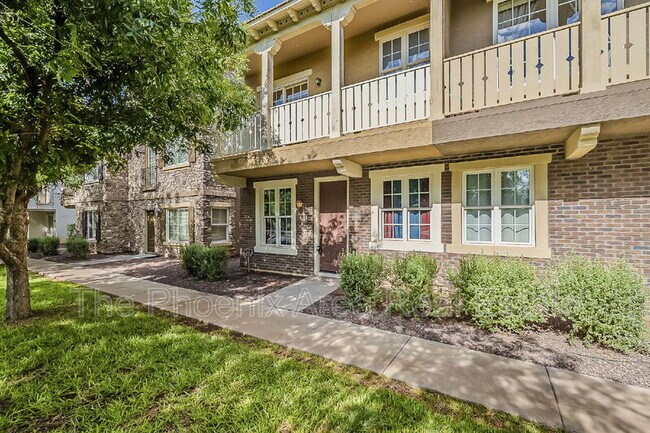 property at 885 S Osborn Ln