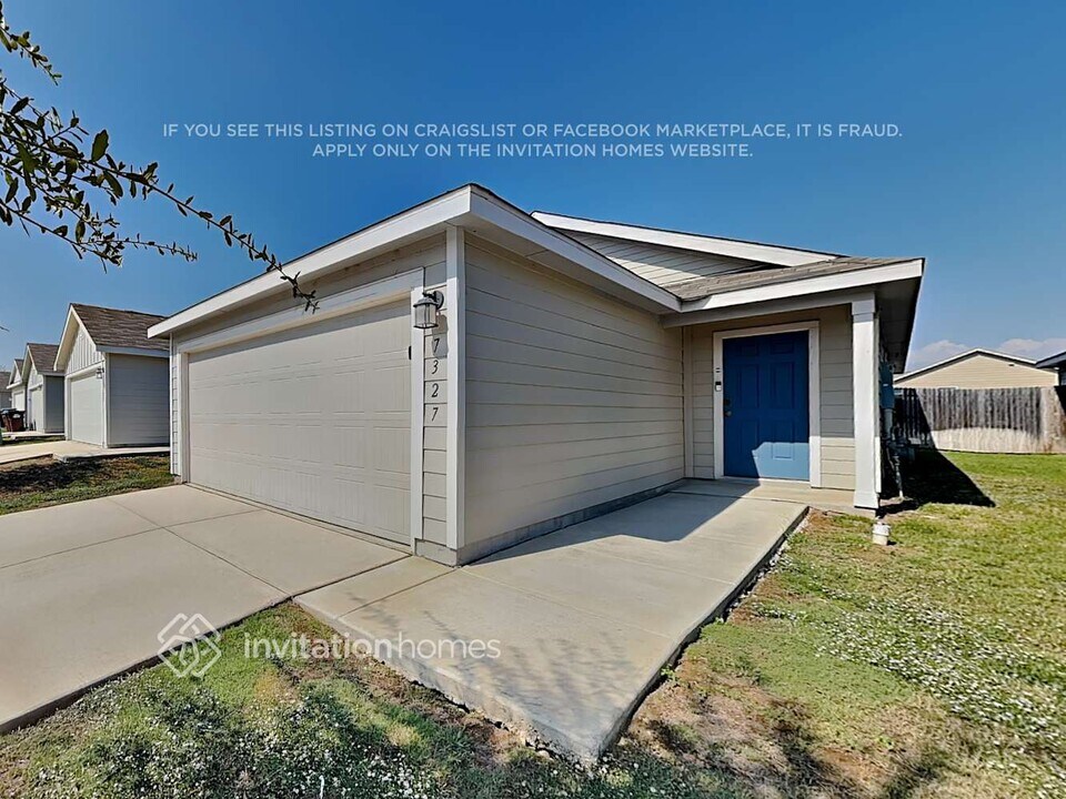 7327 Plata Cir in San Antonio, TX - Building Photo