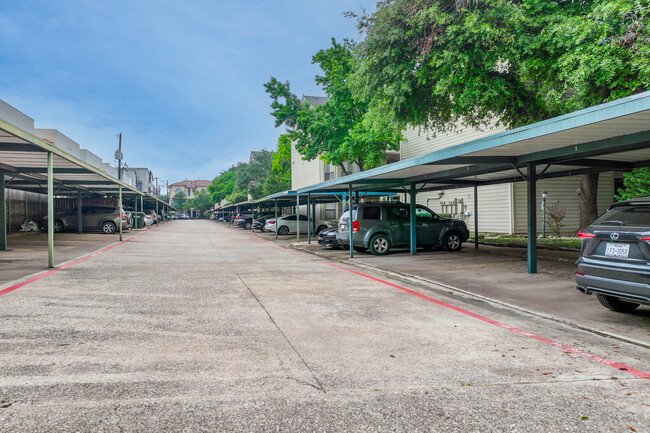3105 San Jacinto St in Dallas, TX - Foto de edificio - Building Photo