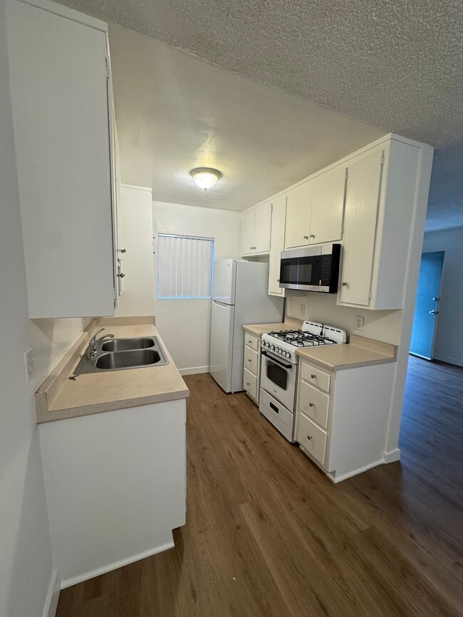 The Venetian in Venice, CA - Building Photo - Building Photo