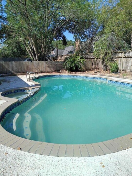8206 Ash Valley Dr in Spring, TX - Building Photo