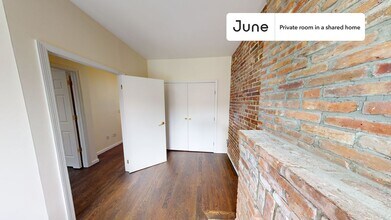 Room in Shared 4 bed/2 bath home in New York, NY - Building Photo - Building Photo