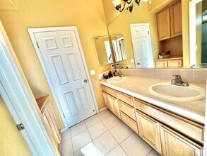 4030 Bouquet Park Ln in San Jose, CA - Building Photo - Building Photo