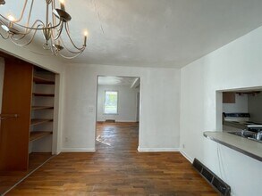 1343 E Bowman St in South Bend, IN - Building Photo - Building Photo