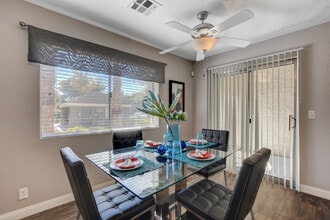 Sequoia Meadows in Las Vegas, NV - Building Photo - Building Photo