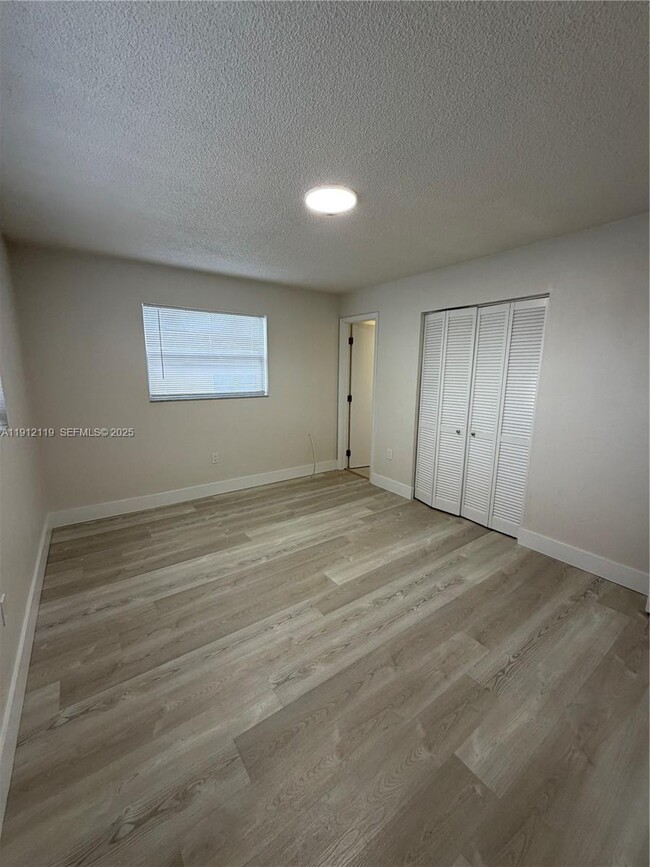 444 SW 4th St in Miami, FL - Building Photo - Building Photo