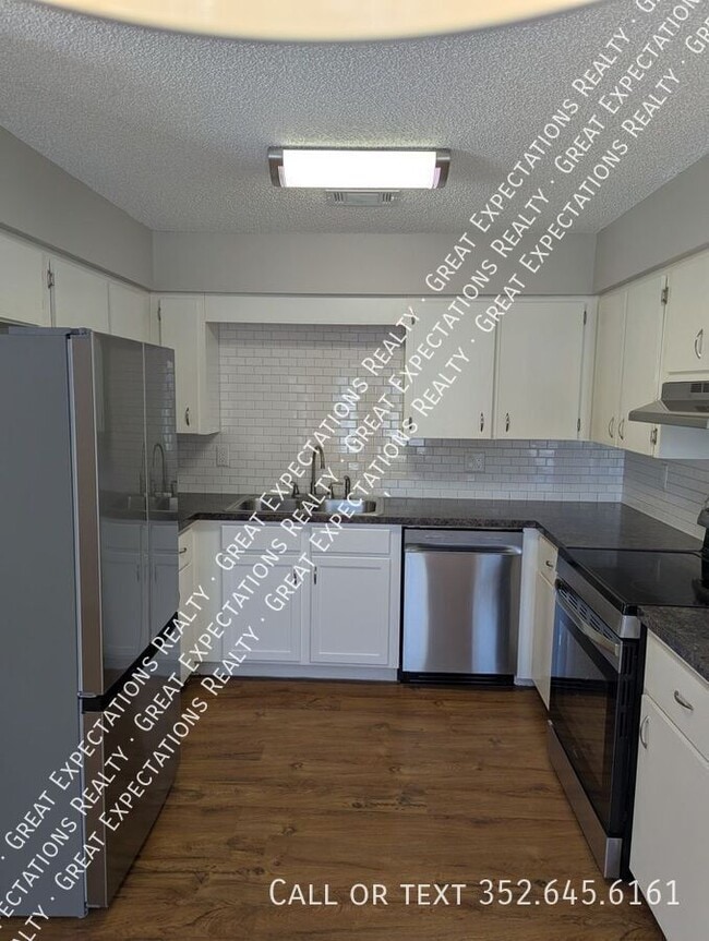 125 SE 13th Ave in Ocala, FL - Building Photo - Building Photo