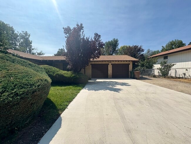 property at 1620 County Rd