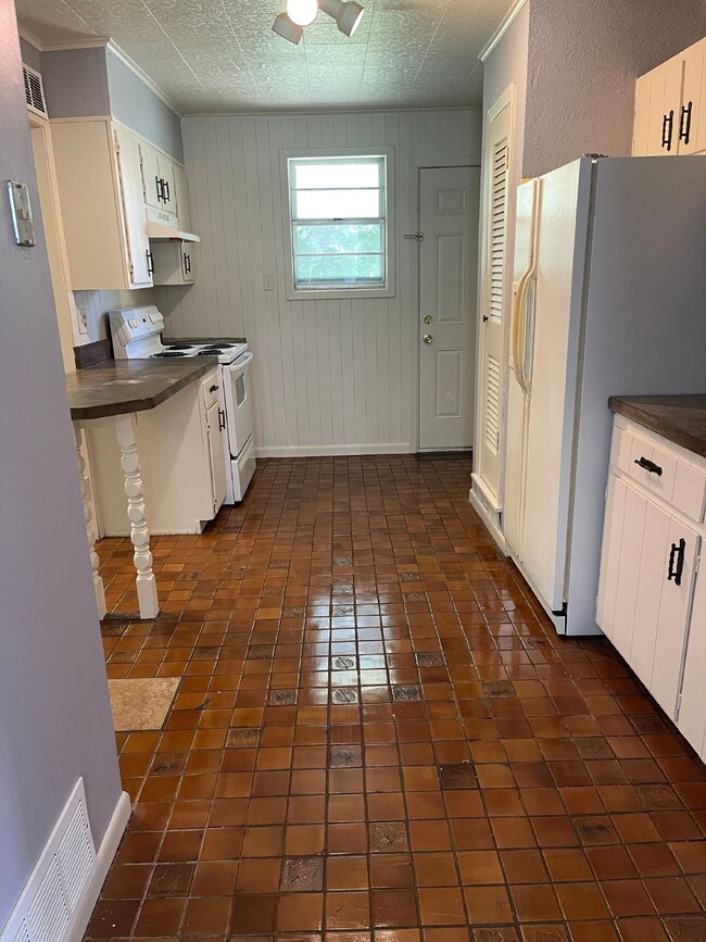 1401 Brookhaven Rd in Jonesboro, AR - Building Photo - Building Photo