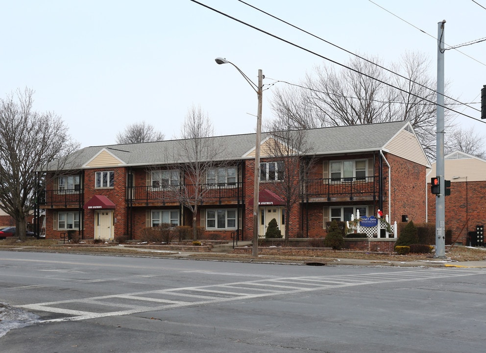 Daniel P. Quinn Apartments in Watervliet, NY - Building Photo