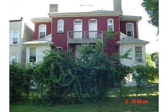 146 Mansion St in Poughkeepsie, NY - Building Photo - Building Photo