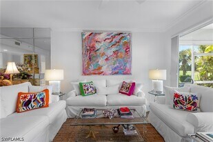 3538 Haldeman Creek Dr in Naples, FL - Building Photo