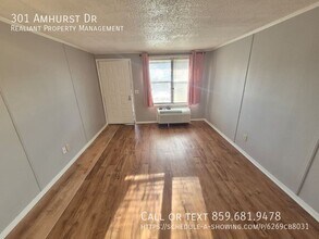 301 Amhurst Dr in Erlanger, KY - Building Photo - Building Photo