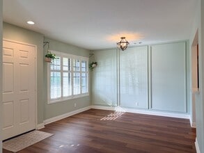 2262 Martinique Ln in Oxnard, CA - Building Photo - Building Photo