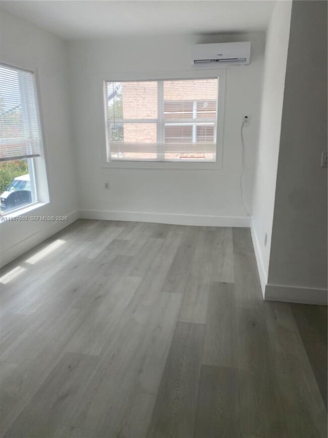 property at 1552 SW 2nd St