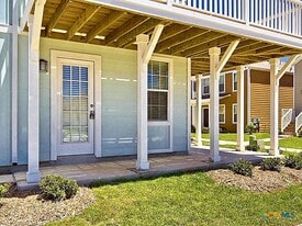 332 Trestle Tree in San Marcos, TX - Building Photo