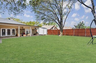 10216 Shadow Way in Dallas, TX - Building Photo - Building Photo